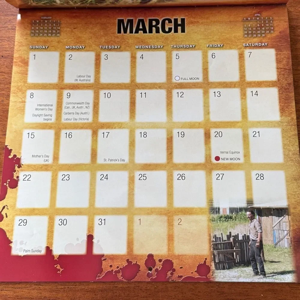 AMC The Walking Dead 2015 16-month Wall Calendar 12” x 12”